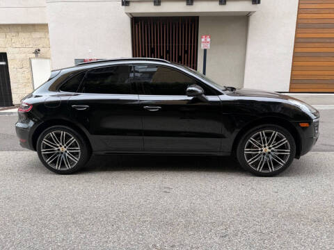 2017 Porsche Macan S