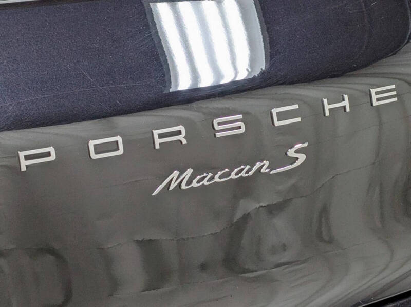 2015 Porsche Macan S