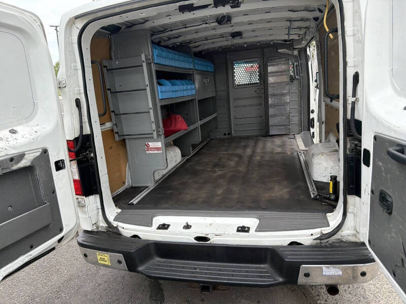 2012 Nissan NV 2500 HD SV