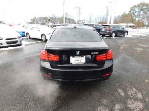 2012 BMW 3 Series 328i