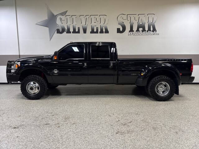 2016 Ford F-350 Super Duty Lariat's photo