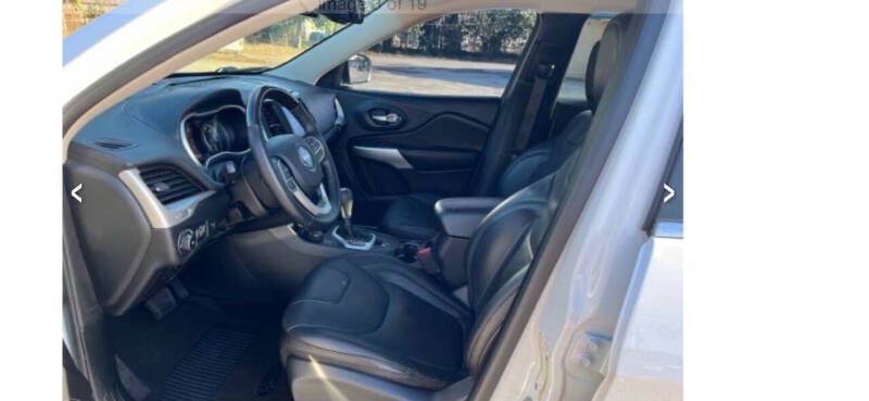 2017 Jeep Cherokee Overland
