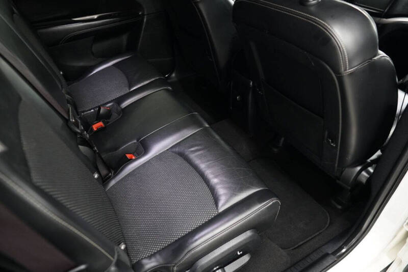 2018 Dodge Journey Crossroad