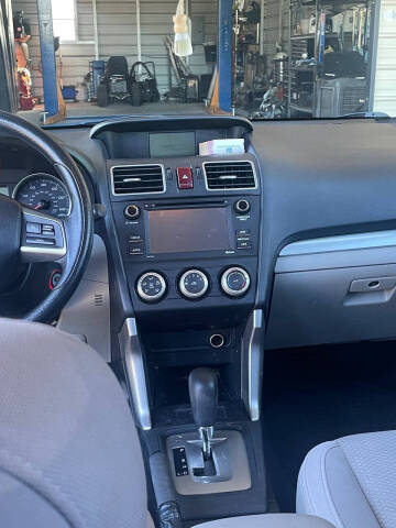 2016 Subaru Forester 2.5i