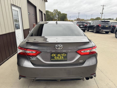 2020 Toyota Camry SE