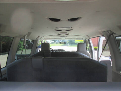 2010 Ford E-Series E-350 SD XL