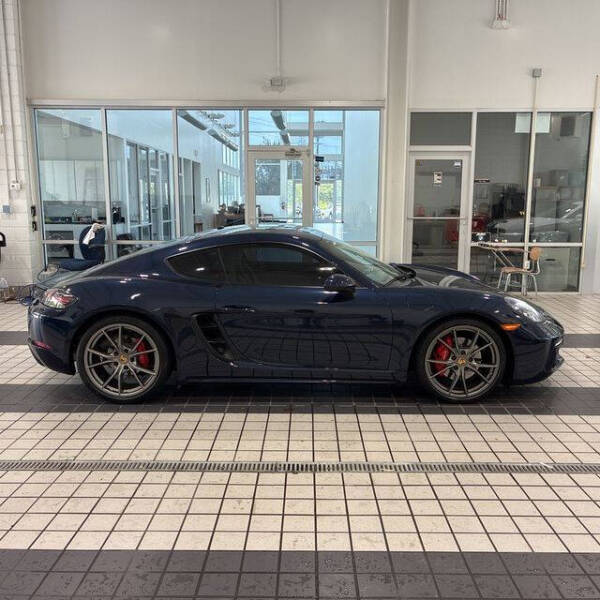 2017 Porsche 718 Cayman S