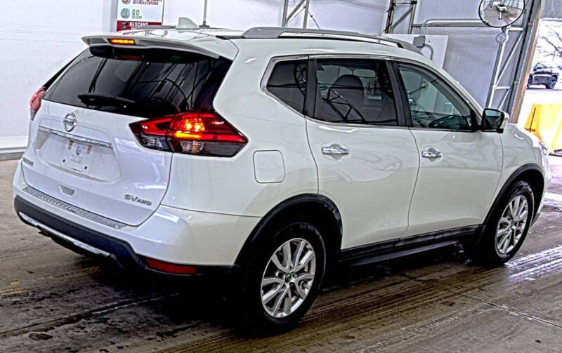 2017 Nissan Rogue SV