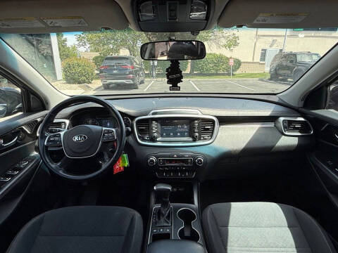 2020 Kia Sorento LX