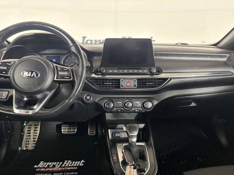 2021 Kia Forte GT Line