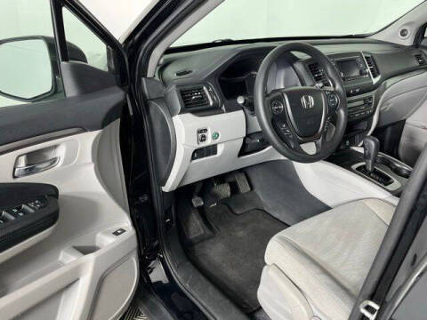 2017 Honda Pilot LX