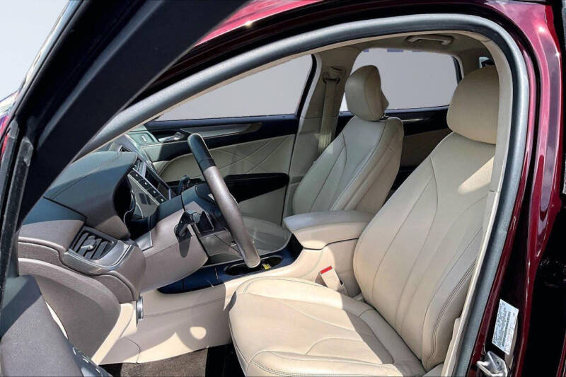 2019 Lincoln MKC Premiere