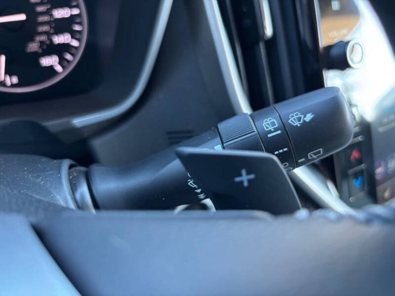 2023 Subaru Ascent Limited 8-Passenger