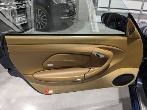 2000 Porsche 911 Carrera 4