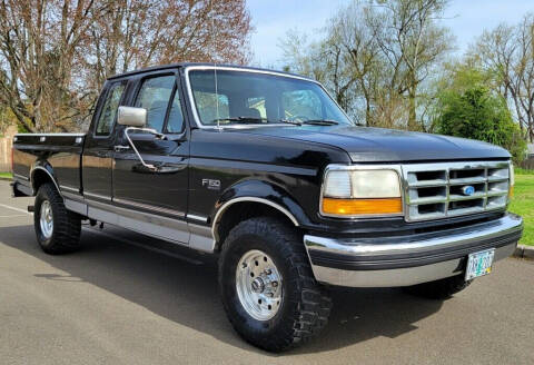 1994 Ford F-150 for sale at CLEAR CHOICE AUTOMOTIVE in Milwaukie OR
