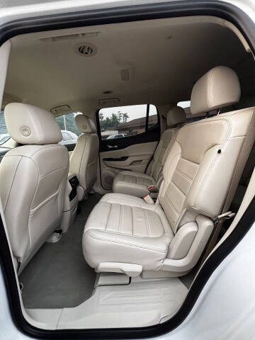 2021 GMC Acadia Denali