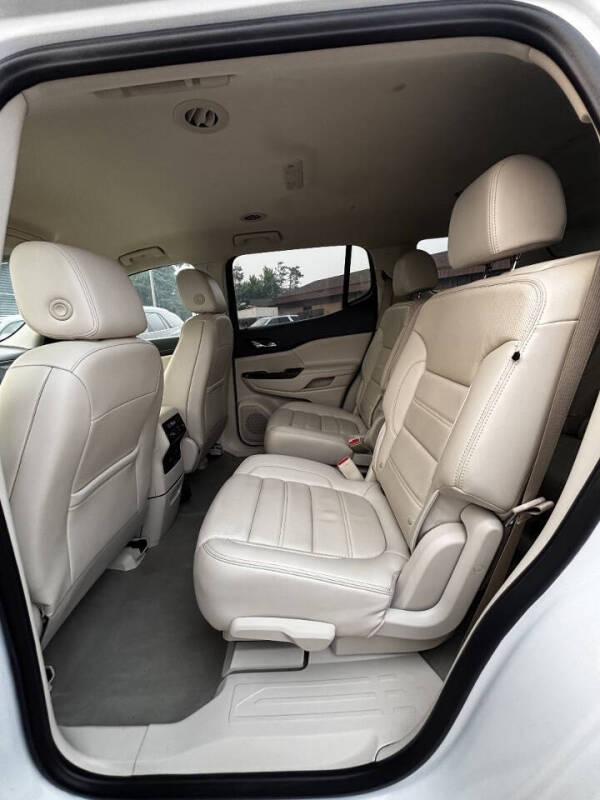 2021 GMC Acadia Denali