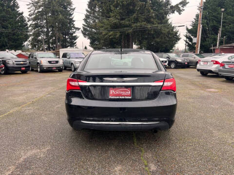 2013 Chrysler 200 Touring