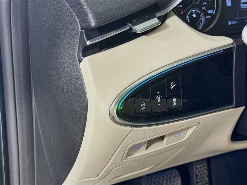 2023 Genesis GV70 2.5T Standard