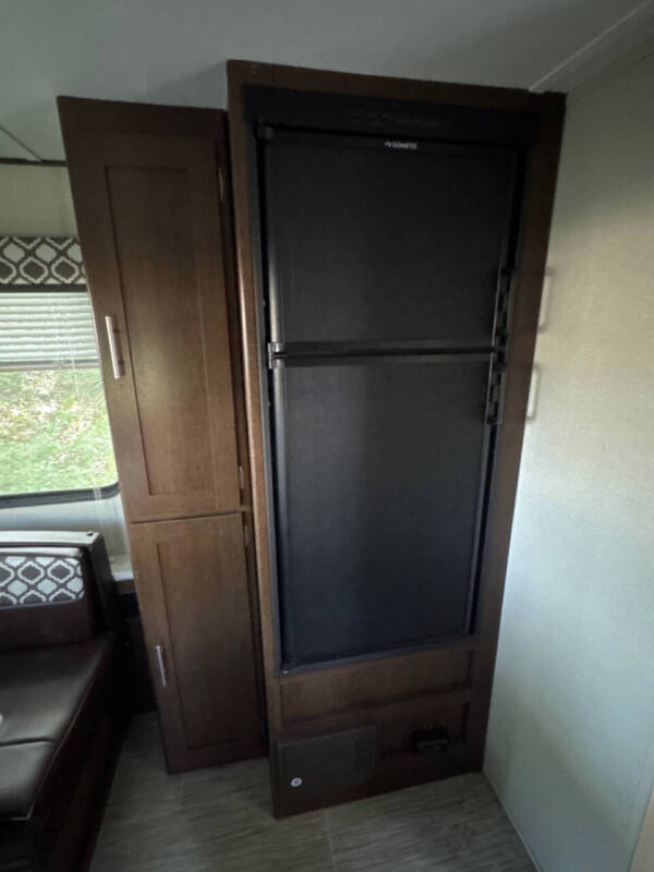 2018 Prime Time RV Avenger