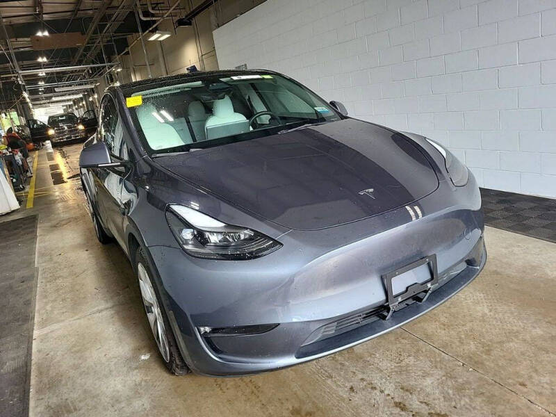 2023 Tesla Model Y Long Range