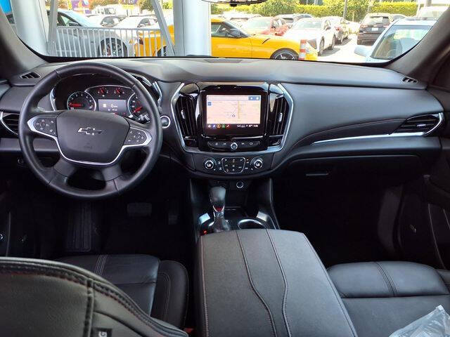 2023 Chevrolet Traverse RS