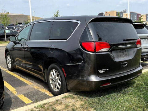 2017 Chrysler Pacifica Touring