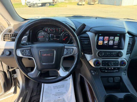 2017 GMC Yukon XL SLT
