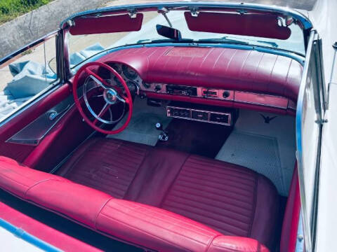 1957 Ford Thunderbird