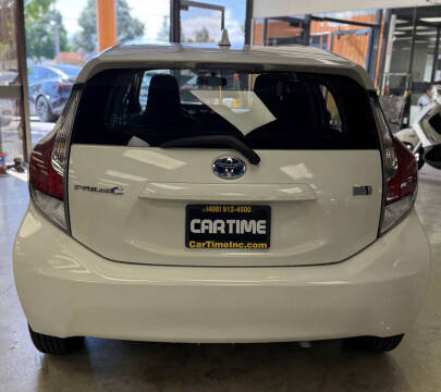 2015 Toyota Prius c Four