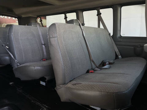 2023 Chevrolet Express LS 3500