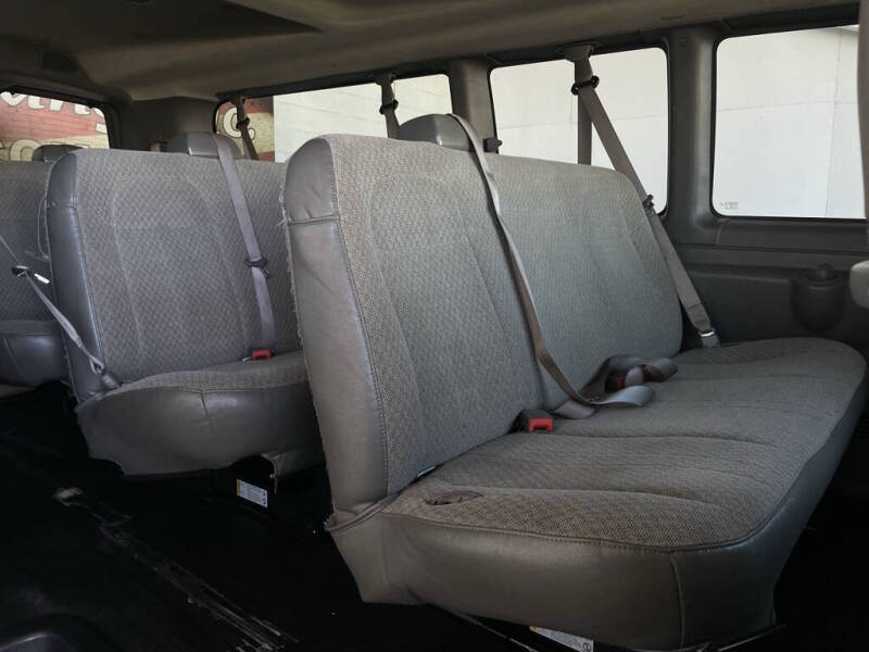 2023 Chevrolet Express LS 3500