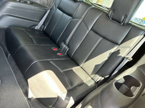 2017 Nissan Pathfinder SL