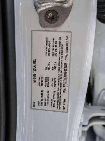 2019 Tesla Model 3 Mid Range