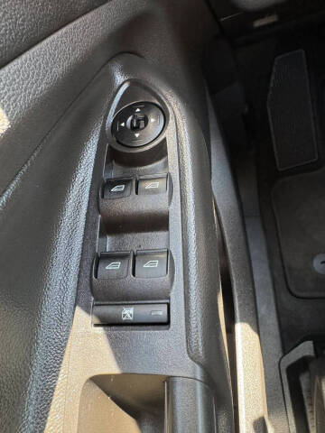 2015 Ford Escape S