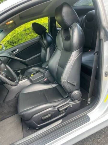 2012 Hyundai Genesis Coupe 3.8 Grand Touring