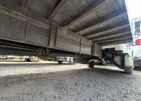 2018 Freightliner M2 106