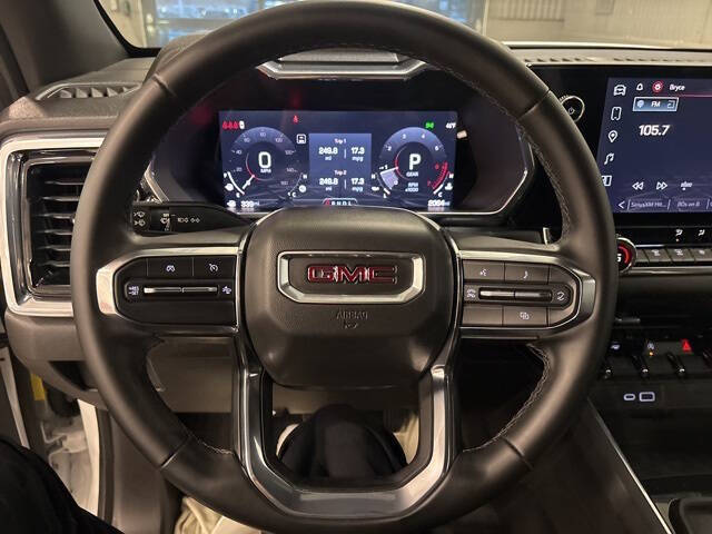 2024 GMC Canyon Elevation