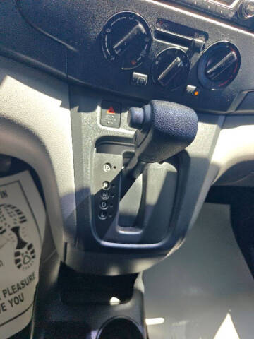 2018 Nissan NV200 SV