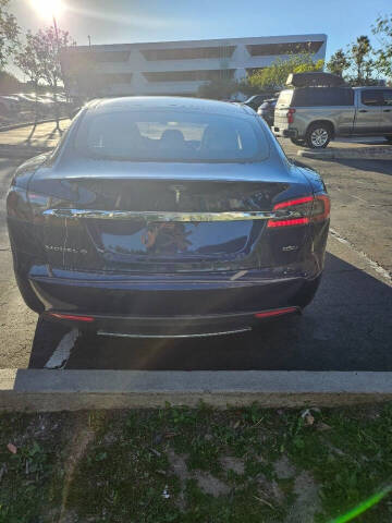 2015 Tesla Model S 85D