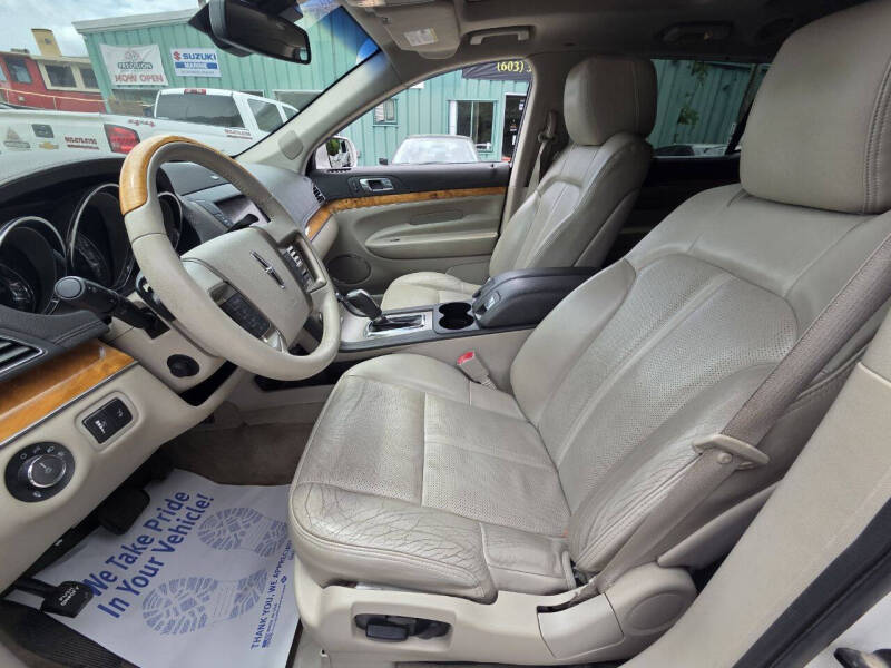 2011 Lincoln MKT