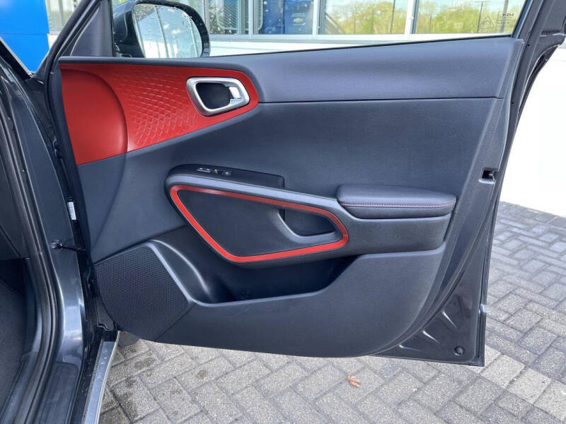 2025 Kia Soul GT-Line