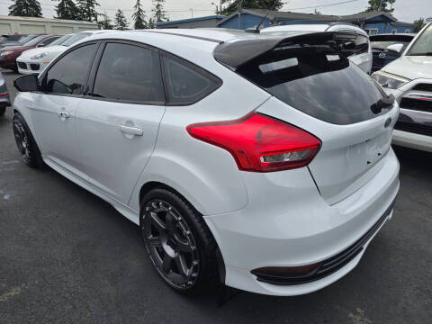 2017 Ford Focus ST
