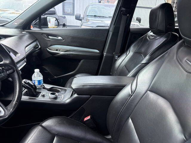 2020 Cadillac XT4 Premium Luxury