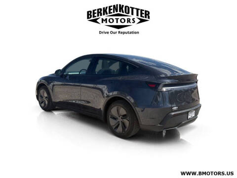 2026 Tesla Model Y Premium