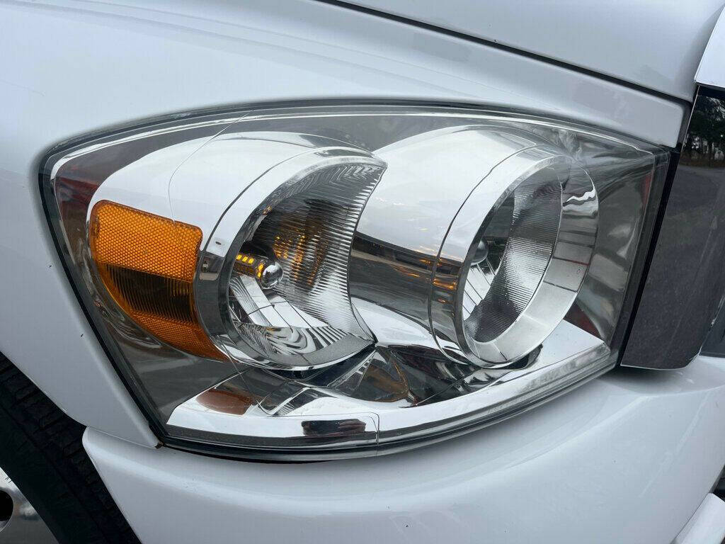 2007 Dodge Ram 3500 21
