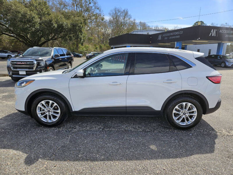 2020 Ford Escape SE