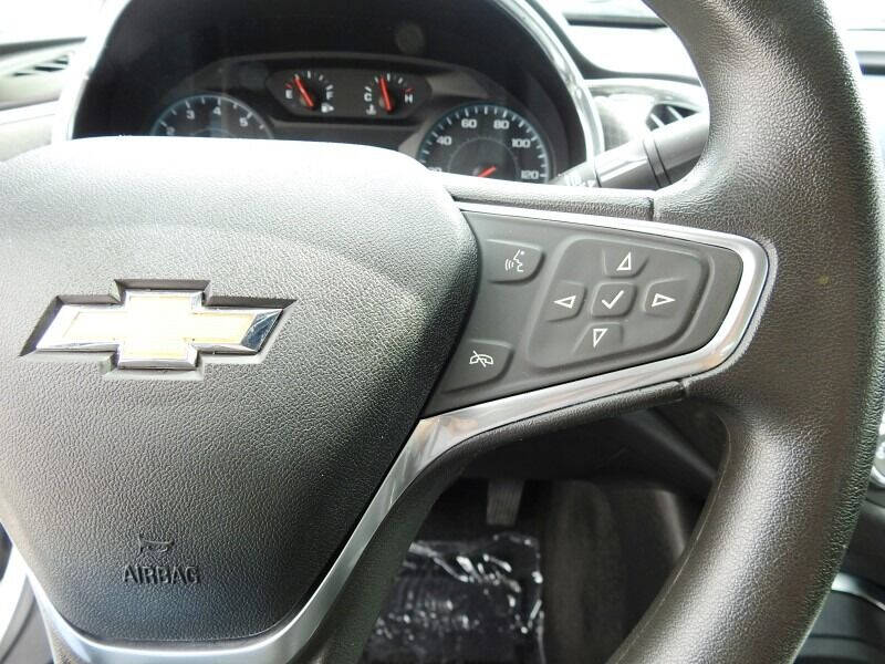 2018 CHEVROLET Malibu Sedan - $14,000