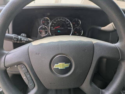 2022 Chevrolet Express 2500