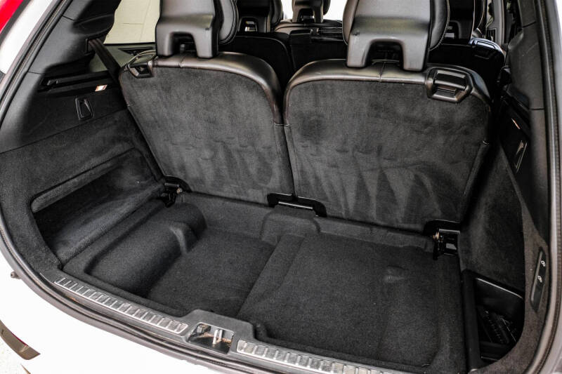 2016 Volvo XC90 T8 eAWD R-Design